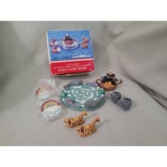 New Noah's Ark Tea Set Mini 10 Piece Set Ceramic Whales Rainbow - Picture 8 of 9